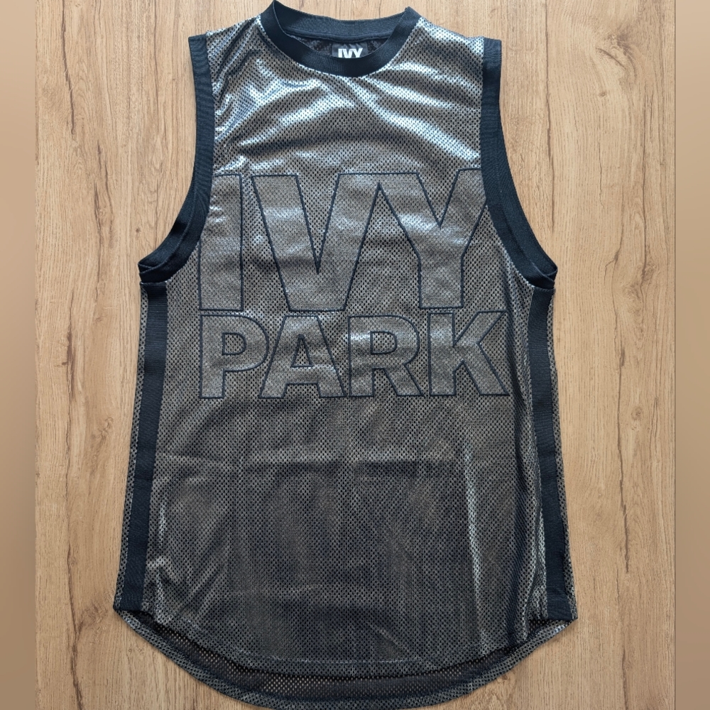 Ivy Park Short Sleeve SKU529